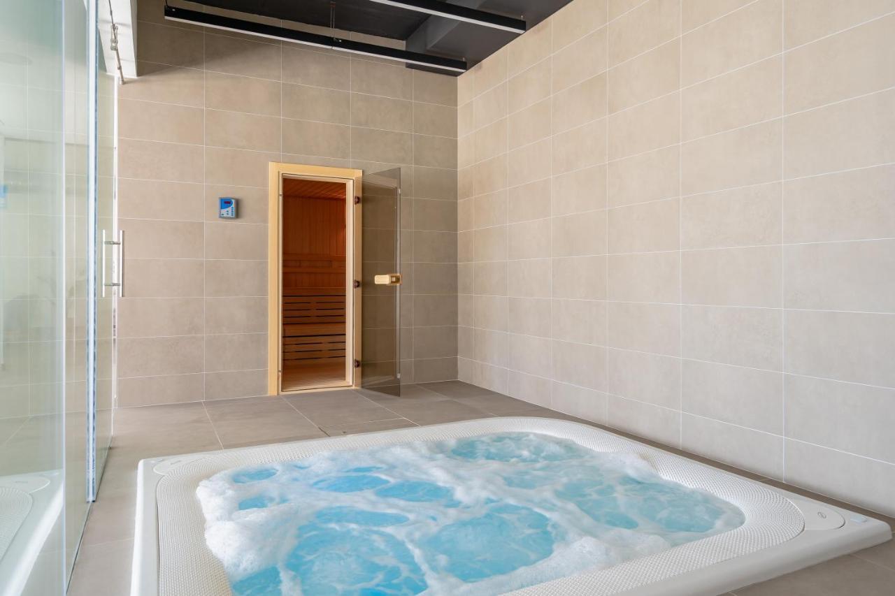 Cosy And Centrally Located Apartment In Estepona Exterior foto